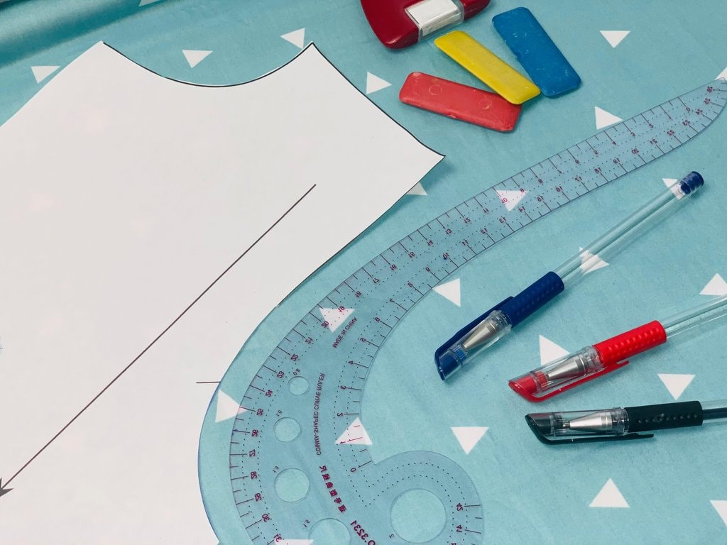 le materiel de tracage et patronage confection tendance coloriage souris citrouille gratuit